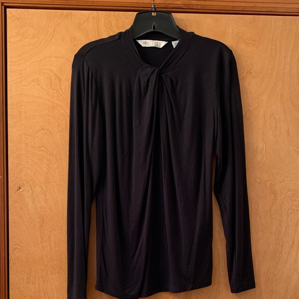 Beautiful By Lawrence Zarian Black Long Sleeve Top